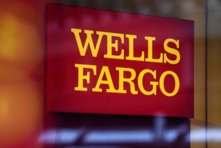 Wells Fargo accused of not paying overtime at shortstaffed US branches