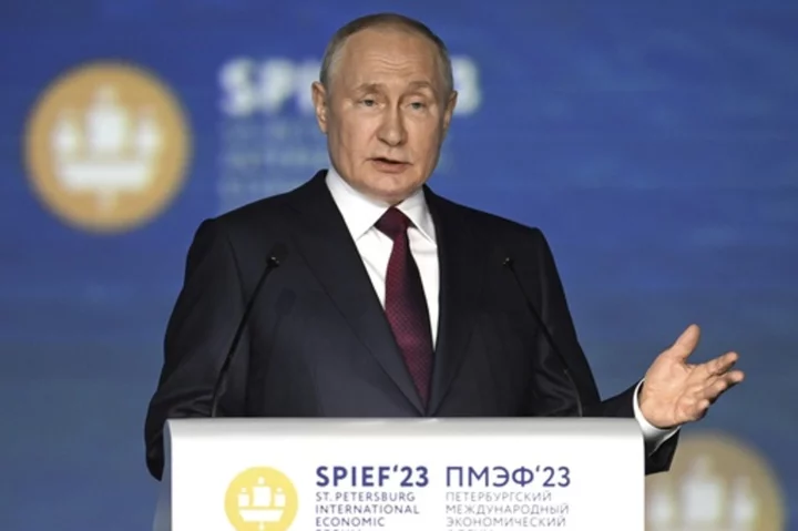 Putin touts Russian economy, says Ukraine's president is 'shame to Jewish people'