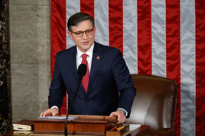 House Speaker’s Plan to Avert US Shutdown Faces Critical 24 Hours