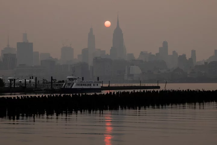 Flights to LaGuardia Airport Grounded as Smoke Blankets NYC