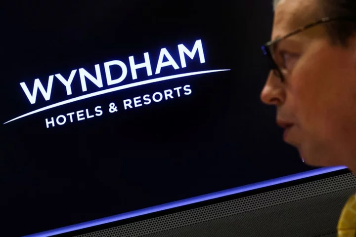Choice Hotels asks Wyndham to engage in merger talks