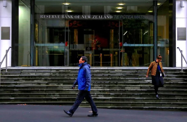 NZ central bank leaves cash rate on hold at 5.5%, as expected