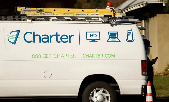 Charter raises expenses forecast as it expands into rural America