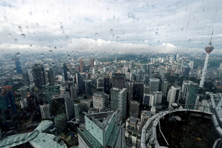 Malaysia's economy grows 5.6% in Q1, above forecast