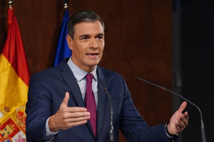 Spain’s Sanchez to Face Premiership Vote in Congress on Nov. 16