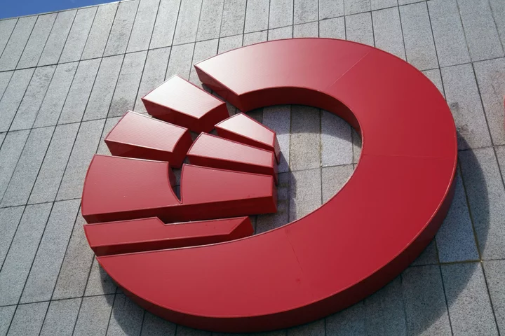 Singapore’s OCBC Restores Banking Services After Disruption