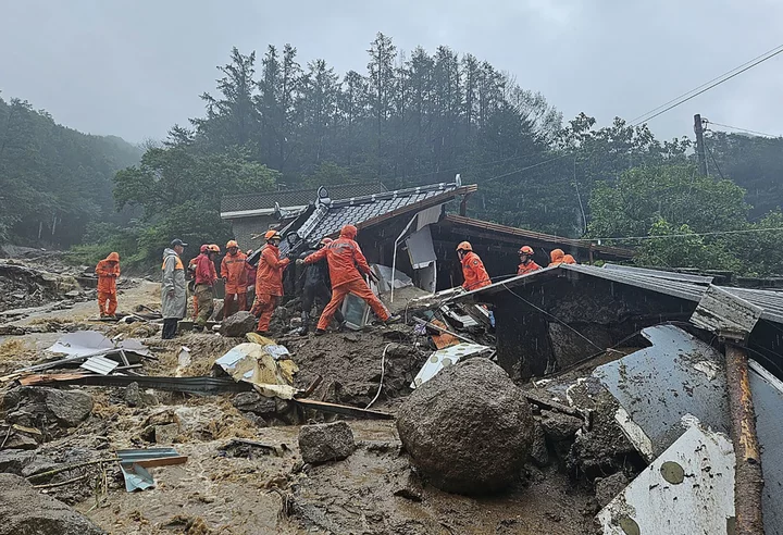 S. Korea’s Yoon Visits Damaged Areas as Downpour Leaves 40 Dead