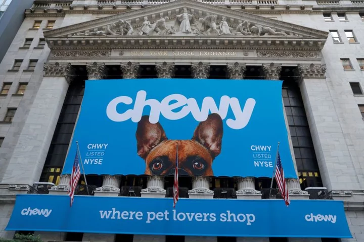 Pet goods supplier Chewy wins challenge to OSHA fine over worker death