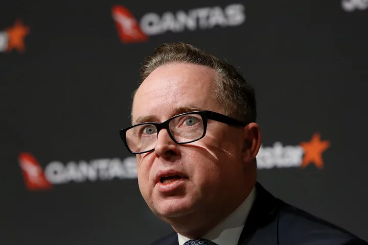 Qantas CEO Alan Joyce Steps Down Early After Horror Final Weeks