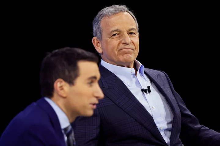 Disney to Keep TV Stations, Iger Says, in Reversal From July