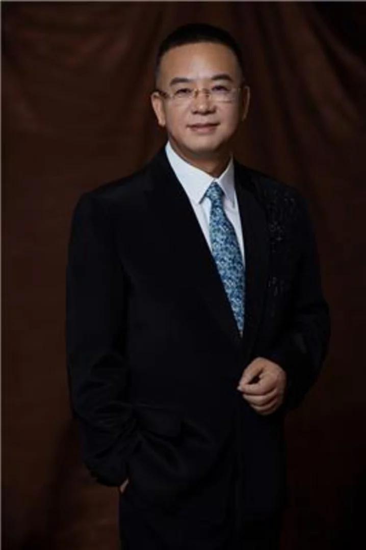 Wang Haige to Step Down as Chairman of Huading Awards Group within the Year