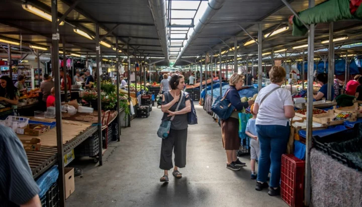 'Savings running out': high inflation hits Hungarians
