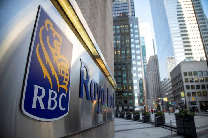 Canada's antitrust agency favors RBC's $10 billion deal for HSBC unit