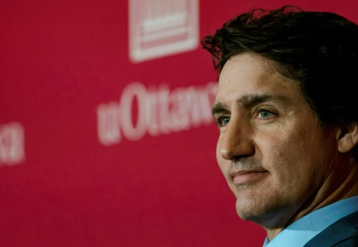 Trudeau slams Facebook for threatening to block Canadian news
