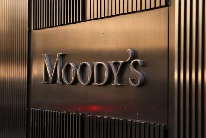 Moody's downgrades 10 US banks, warns of possible cuts to others