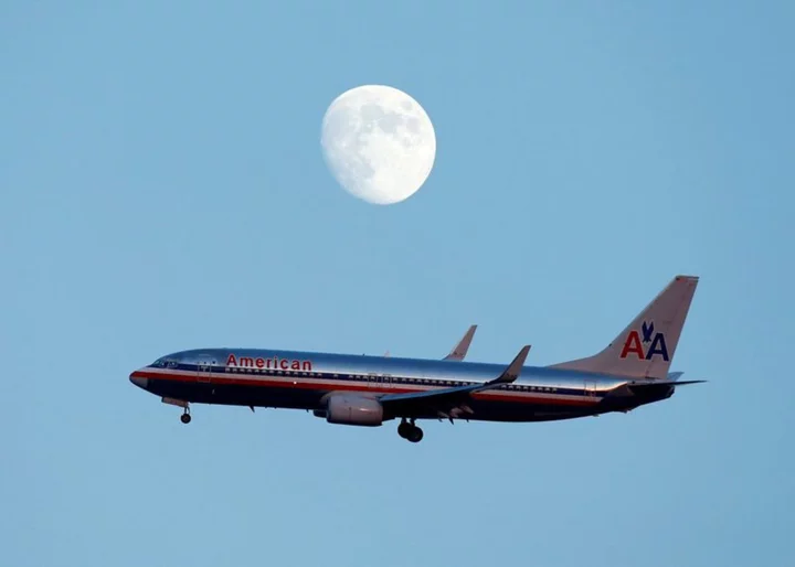 American Airlines, pilot union to work on improvements to tentative contract agreement - union memo