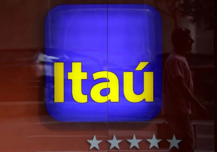 Profits for Brazil's Itau Unibanco up 14%, beat expectations