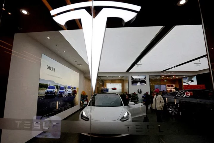 Tesla says its Texas factory hits output of 5,000 Model Ys per week