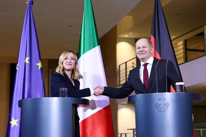 Meloni and Scholz Deepen Ties, Leaving France Behind