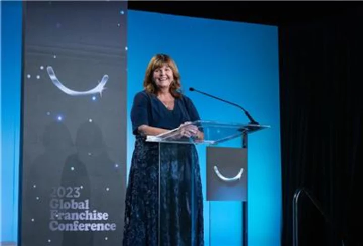 IHOP® Recognizes Susan Mendenhall as Franchisee of the Year at Annual Global Franchisee Conference