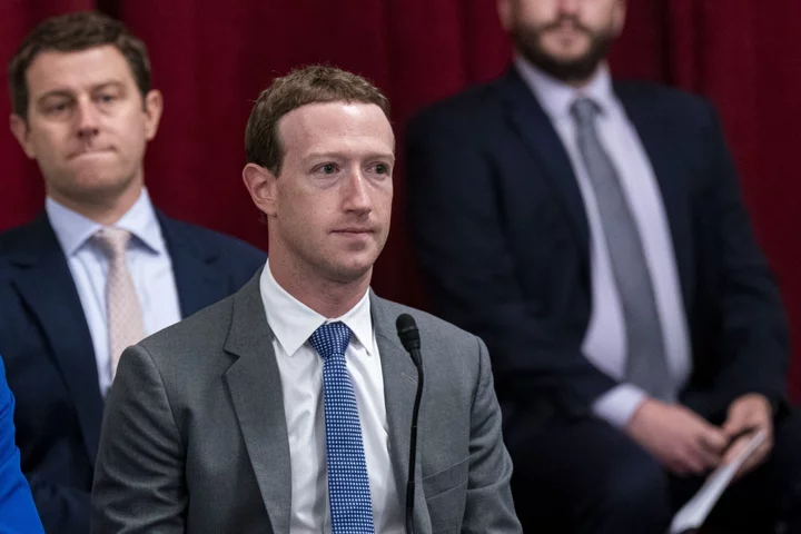 Zuckerberg Vetoed Ban on Plastic Surgery Filters Despite Concerns for Teens, Suit Claims