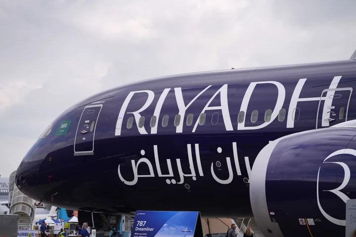 Riyadh Air Set for 100 Boeing Max Order in Dubai to Extend Fleet