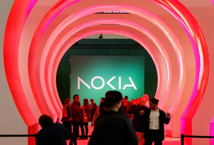 Nokia misses Q2 expectations, lowers full-year guidance