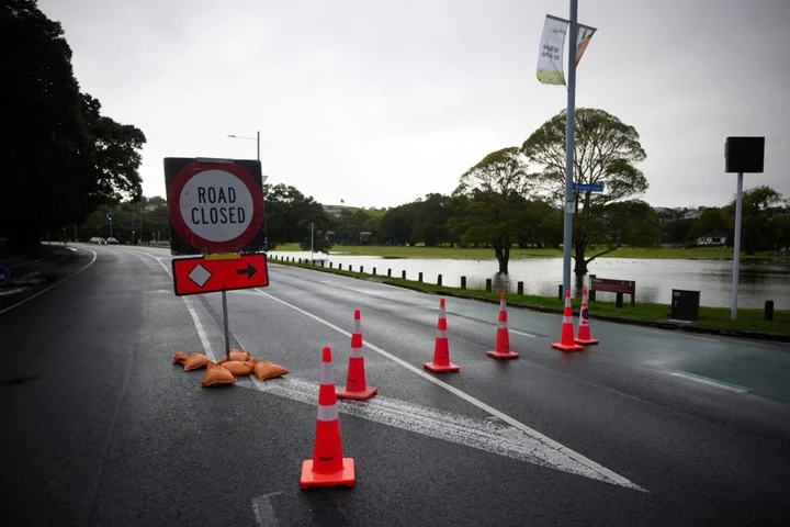 New Zealand Seen Dodging Recession on Tourism, Cyclone Rebuild