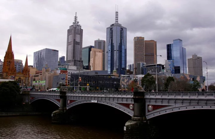 Australia Q2 business investment hits highest in 7-1/2 years