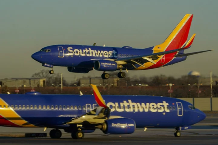 Judge rules that Southwest failed to follow his order in a flight attendant's free-speech case