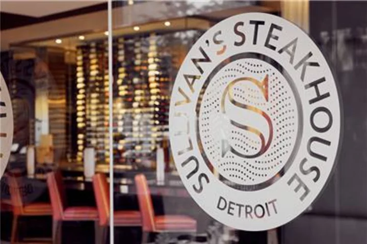 Sullivan’s Steakhouse Opens First Michigan Restaurant in Detroit