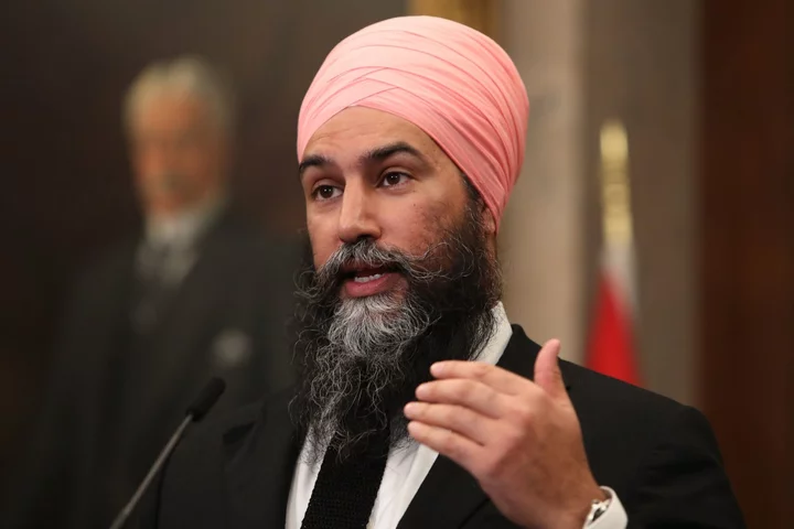Tax on Excess Profits Could Ease Inflation in Canada, Singh Says