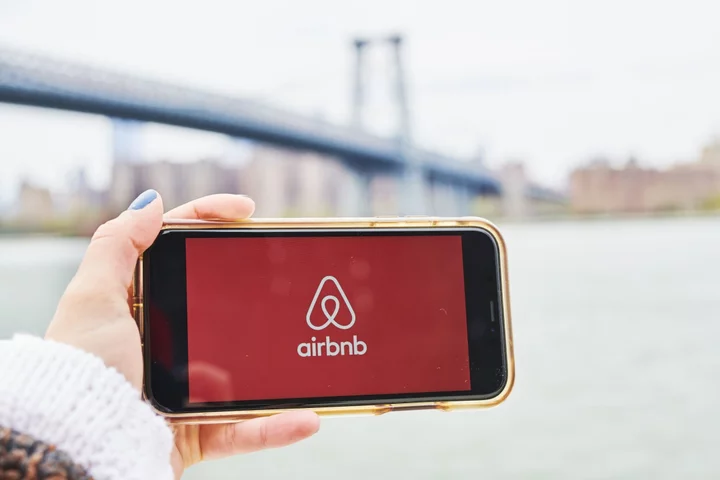 Airbnb Sues New York City to Block Short-Term Rental Law