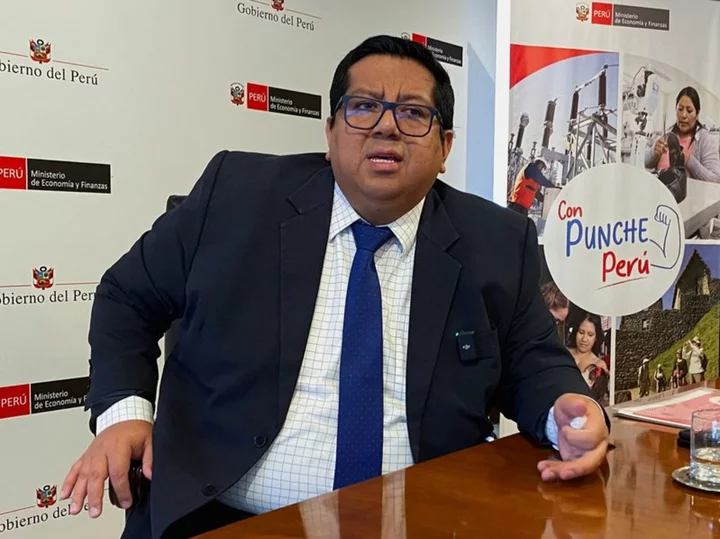 Peru economy minister announces stimulus measures amid recession