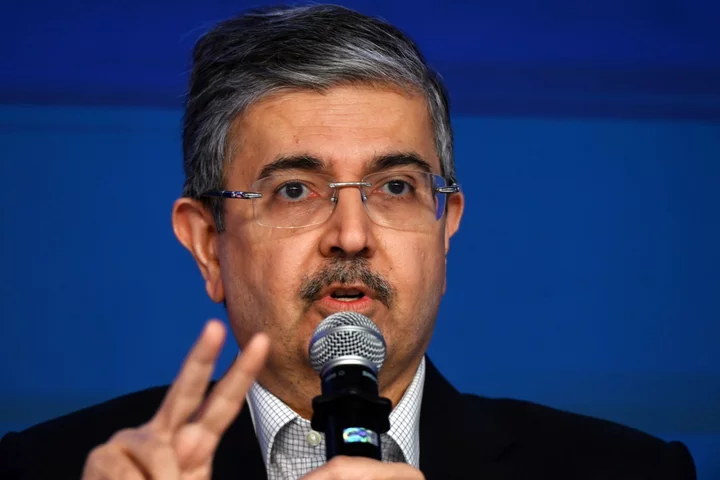 Uday Kotak Sought to Allay RBI Concerns on Succession With an Early Resignation