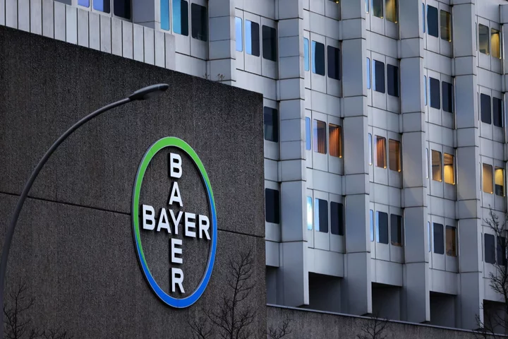 Bayer Sees Profit at Low End of Target as Weedkiller Tumbles
