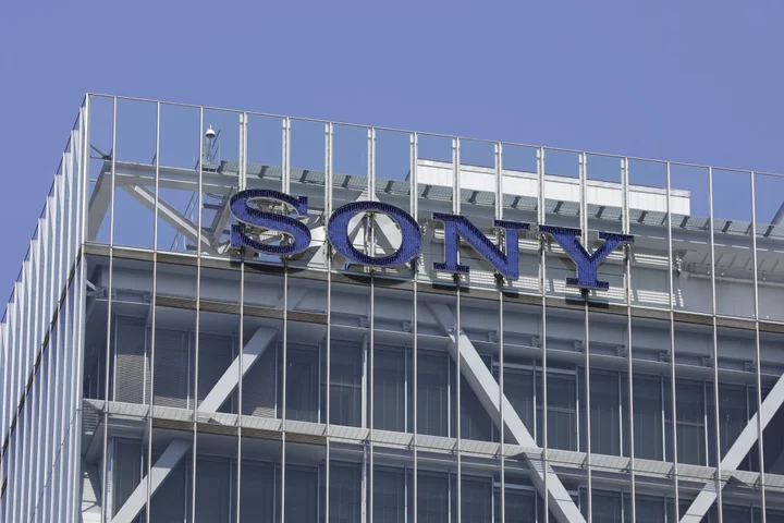 Sony Considers Spinning Off and Listing Its Giant Financial Arm