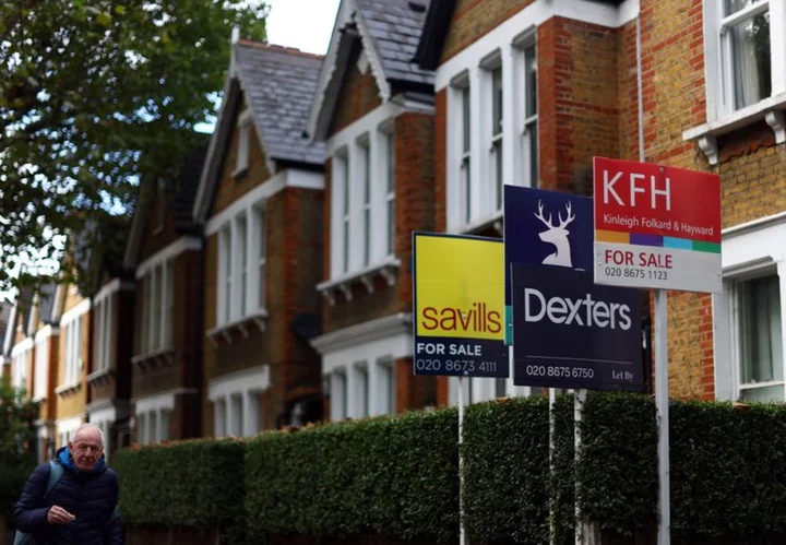 UK mortgage rates surge to 15-year high after surpassing 'mini-budget' peak