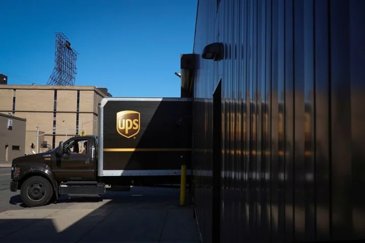 UPS estimates new contract with Teamsters to increase costs 3.3%