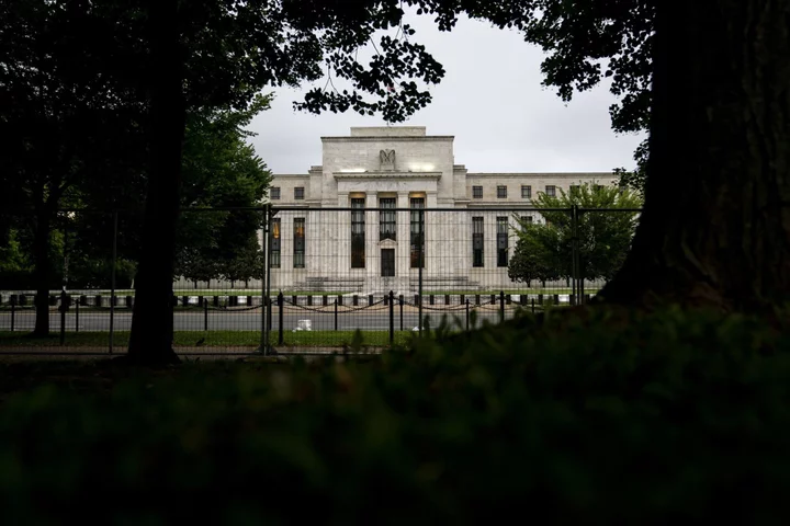 Fed Flags Concerns Over Credit Tightening, Financial Stress