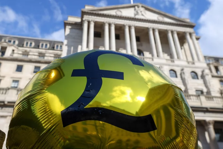 BOE Raises Rates to 5.25% With Warning Policy Will Remain Tight