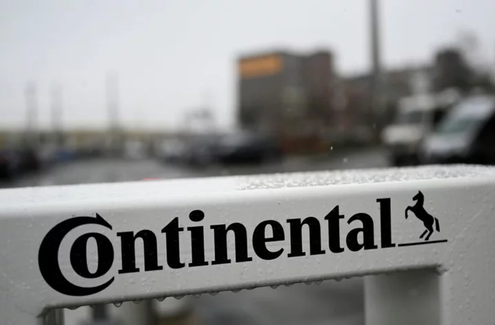 Continental bets on higher pricing as tyre replacement flat
