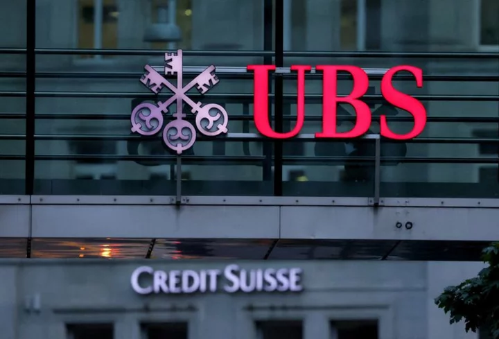 Proxy adviser Ethos: UBS should have spun off CS' Swiss business