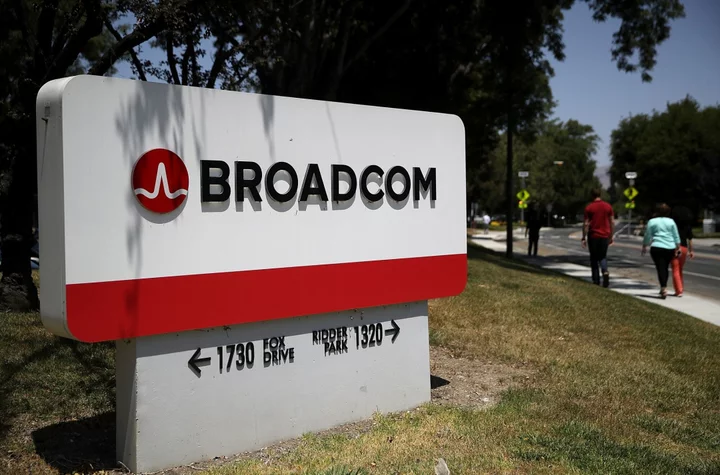 Broadcom’s $61 Billion VMware Deal Cleared by UK