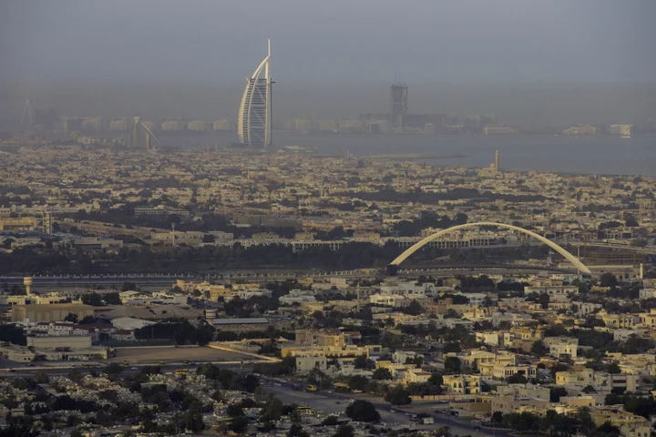 Dubai’s Housing Boom Starts to Spread to the City’s Outskirts