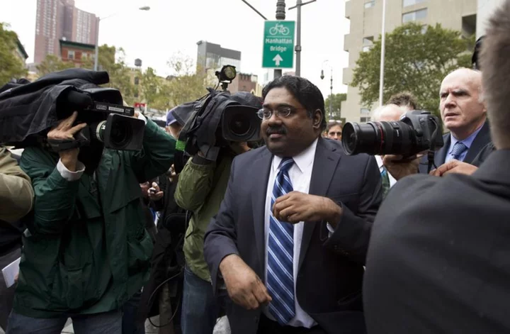Former US prison employee to admit to accepting payments from Rajaratnam -source