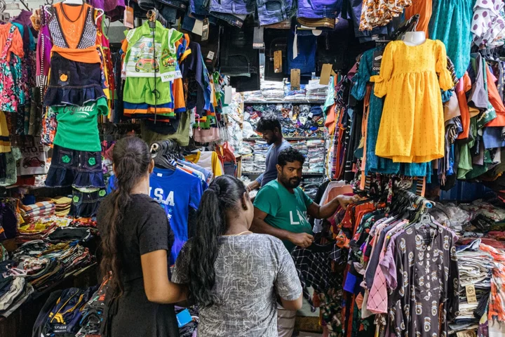 Sri Lanka Cuts Policy Rate to Revive Growth as Inflation Cools