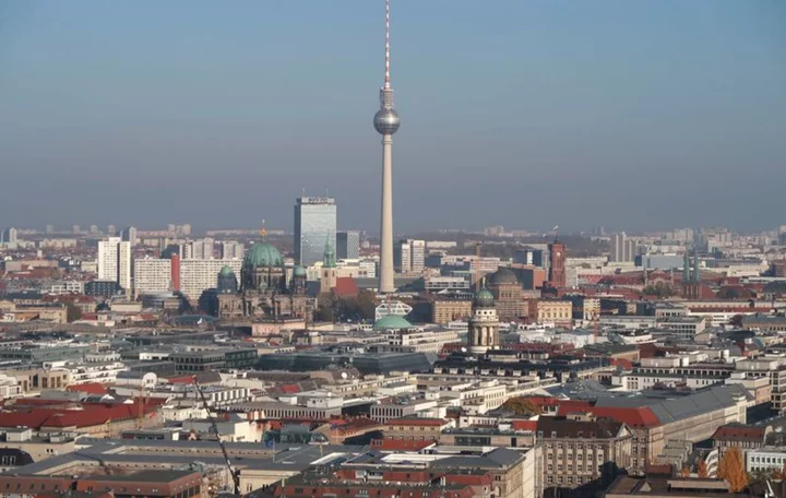 Business confidence slips further as Germany faces sluggish recovery