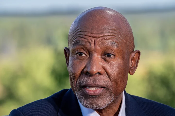 South Africa’s Kganyago Sticks with Hawkish Tone on Inflation