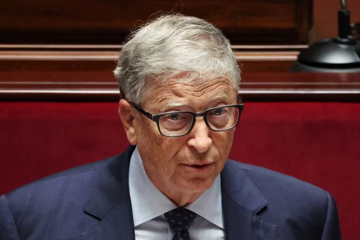 Exclusive-China's Xi tells Bill Gates he welcomes U.S. AI tech in China